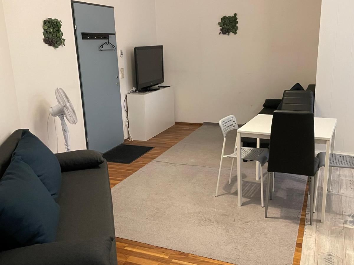 Veni Apartments Грац Екстериор снимка
