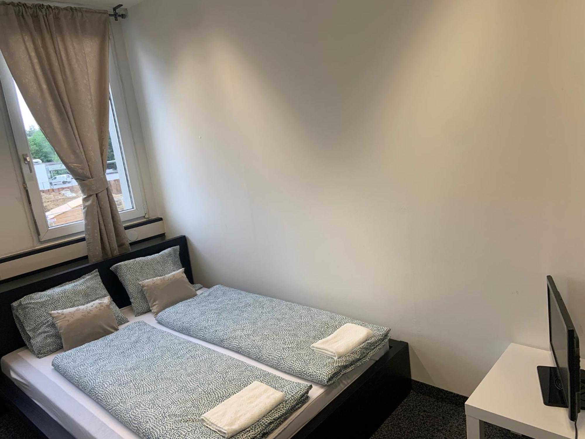 Veni Apartments Грац Екстериор снимка