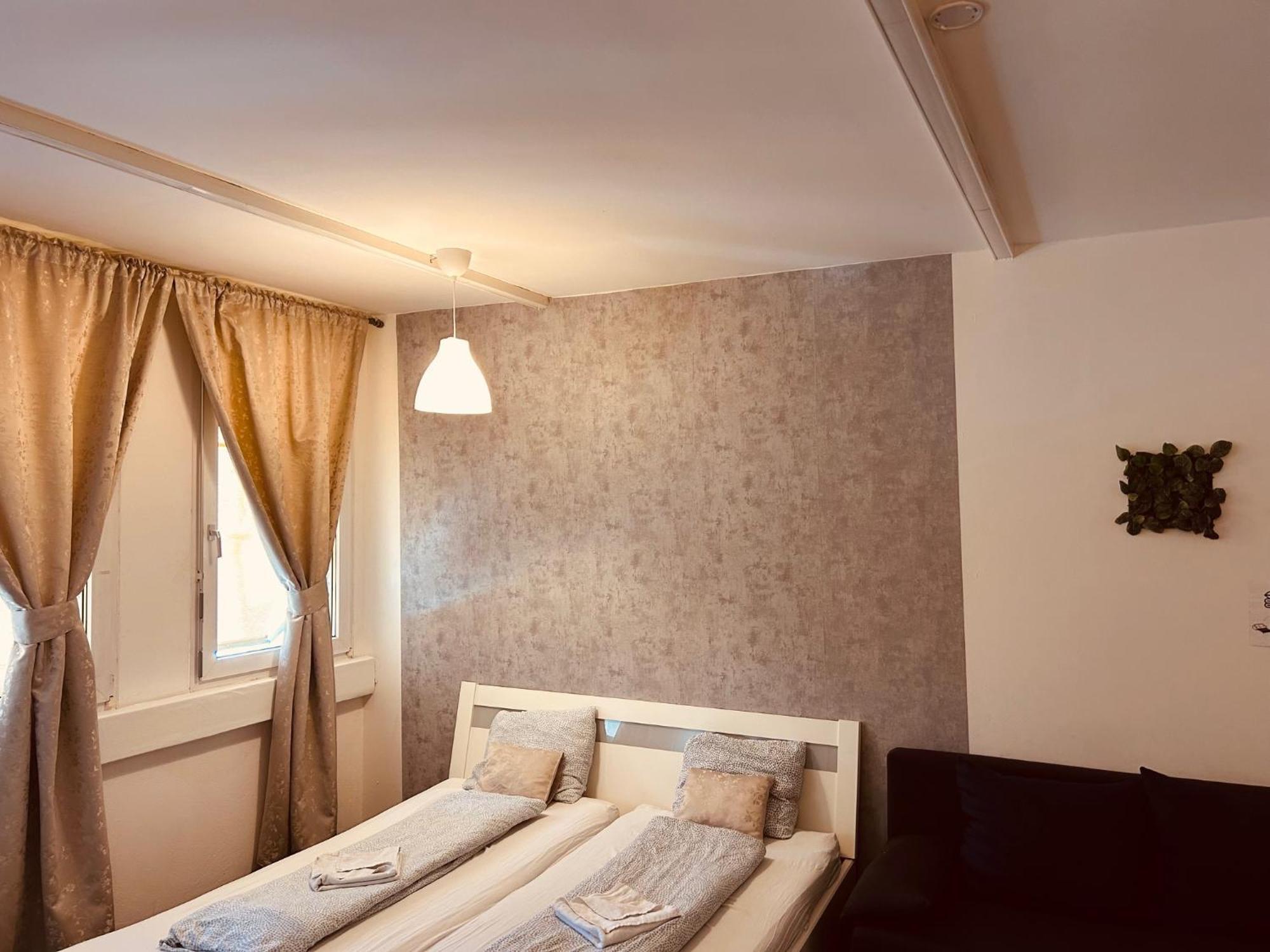 Veni Apartments Грац Екстериор снимка
